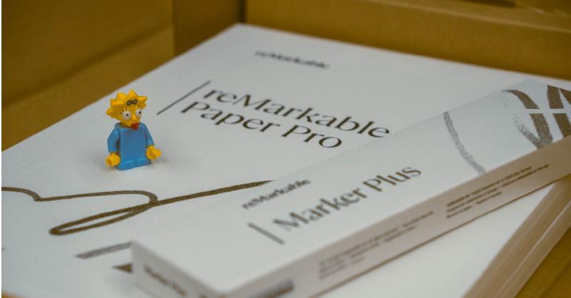その他 Remarkable paper pro Amazon.com : reMarkable Paper Pro Bundle – Mosaic Weave